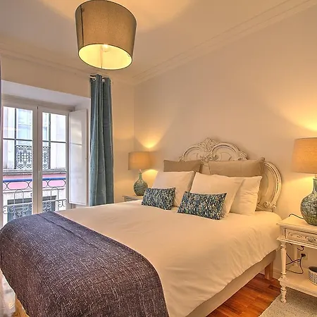Apartment Heart Of Bairro Alto-live Like A Local *